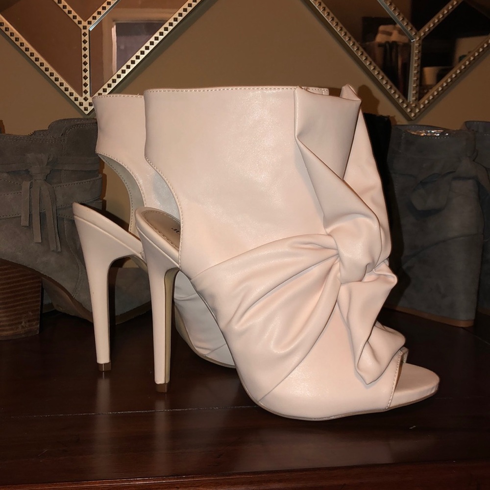 Cream White Off-White Open Toe High Heels